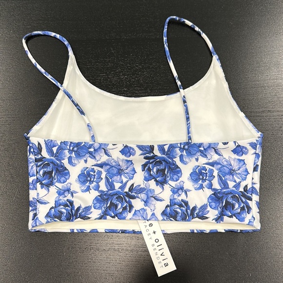 Alice + Olivia Scoop Neck Crop Top in ‘Forget Me Not’ Print - S - Picture 3 of 5